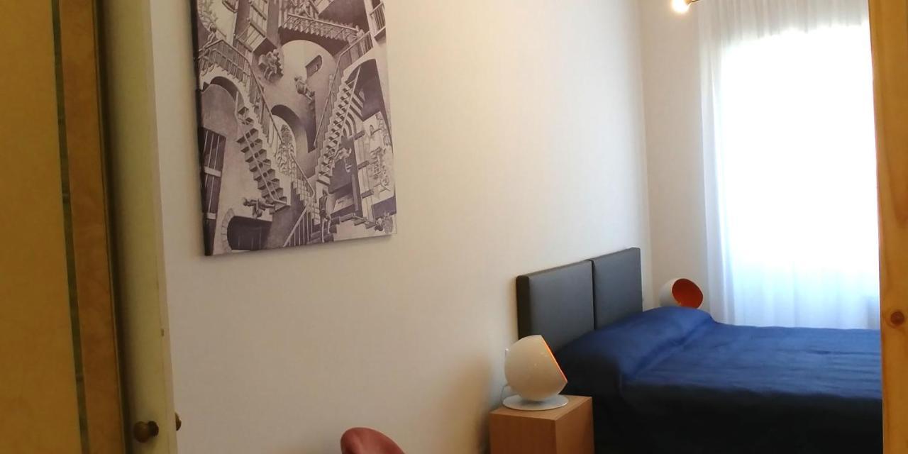 Roomy Apartment Duomo & San Babila Milano Exterior foto